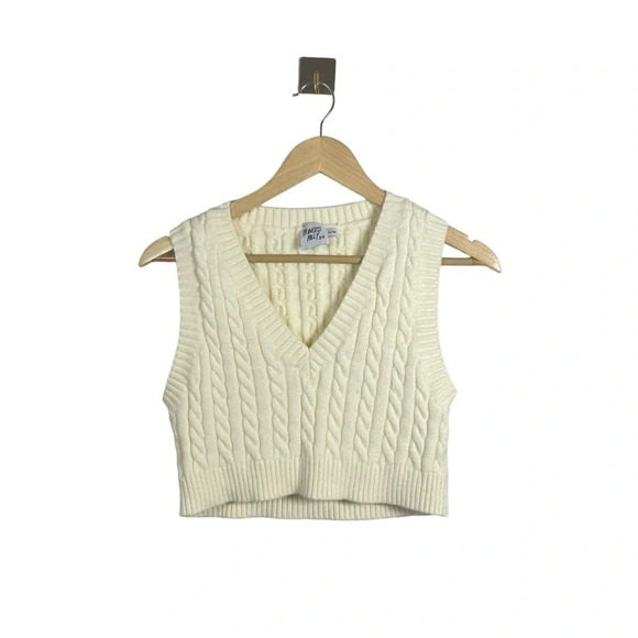 Princess Polly Sydney Cropped V-Neck Sweater Vest in Cream Size S/M - Picture 6 of 13